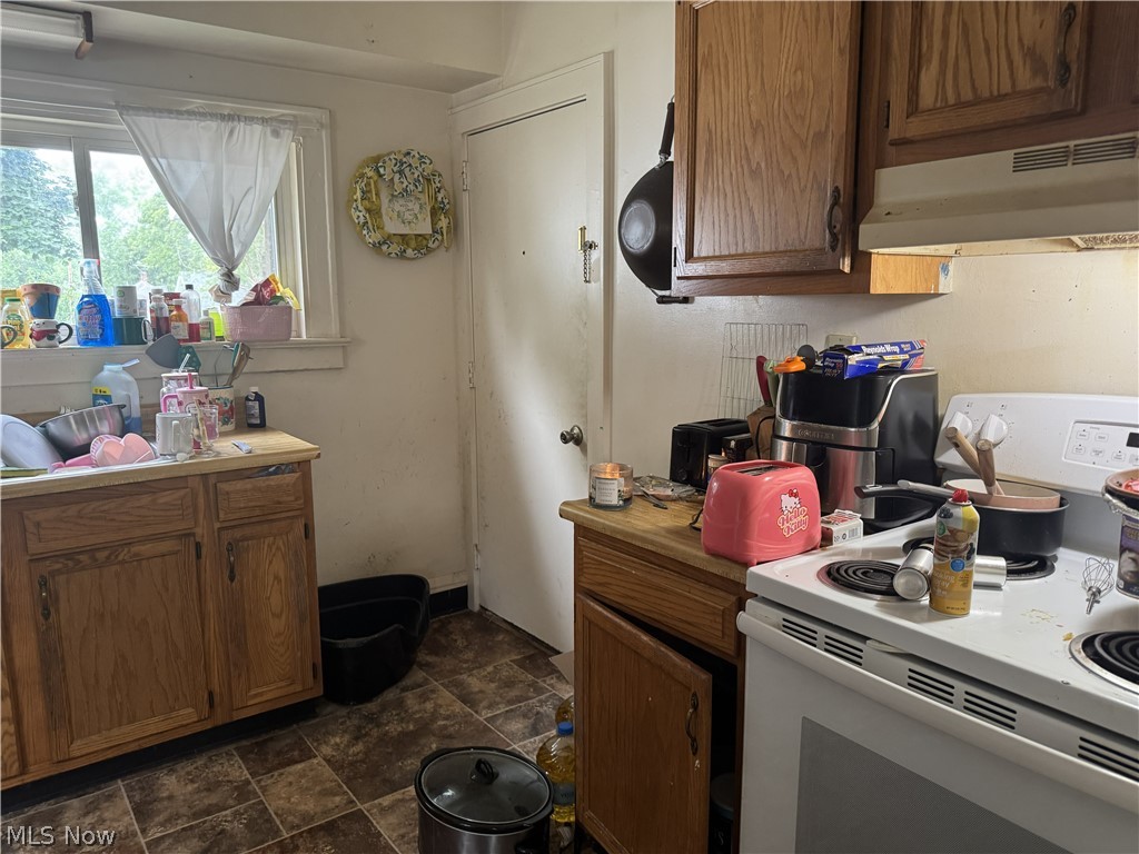 Colonial Heights - Residential Income