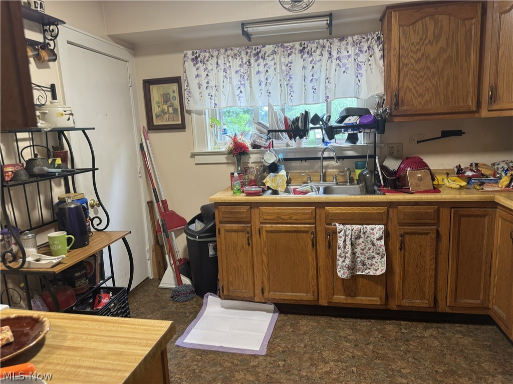 Colonial Heights - Residential Income