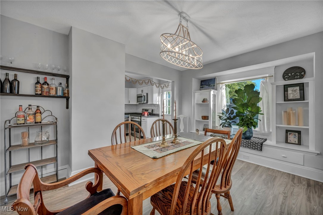 Cleveland, Ohio 44109, United States, 3 Bedrooms Bedrooms, ,1 BathroomBathrooms,Residential,Active,232910