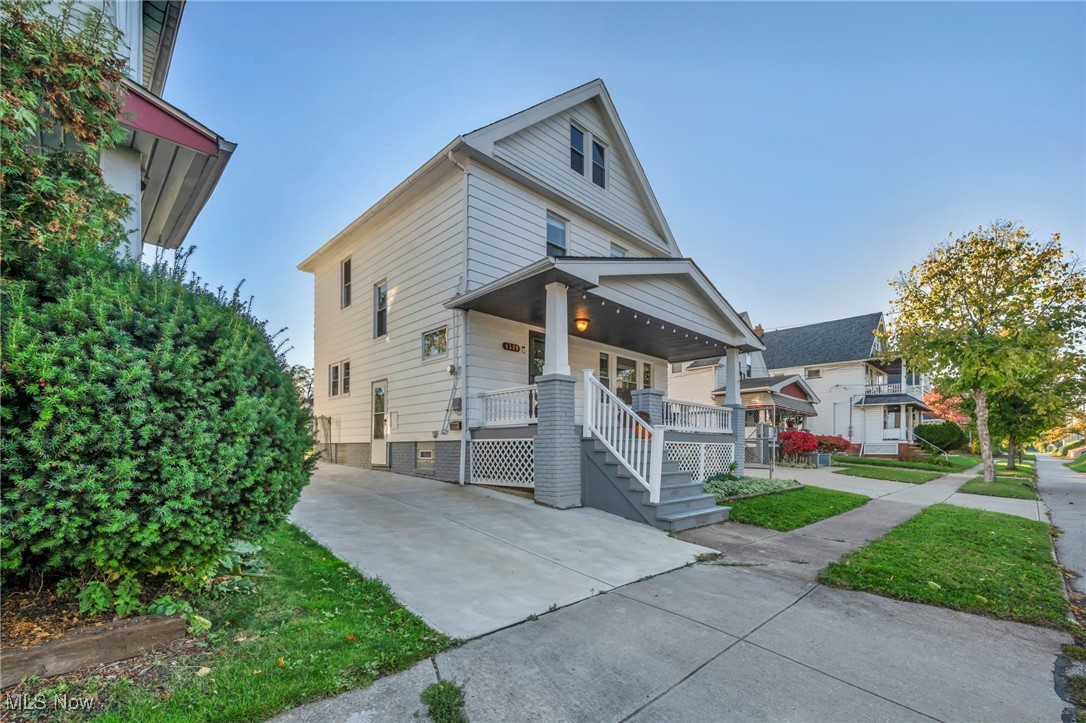 4329 Ardmore Avenue