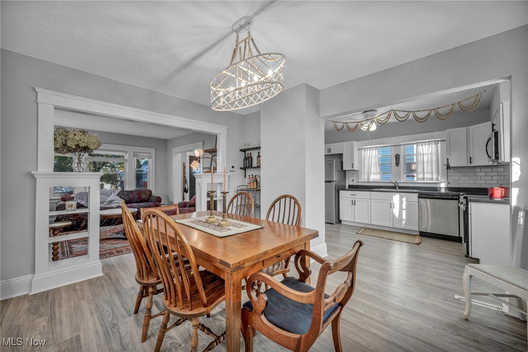 Cleveland, Ohio 44109, United States, 3 Bedrooms Bedrooms, ,1 BathroomBathrooms,Residential,Active,232910