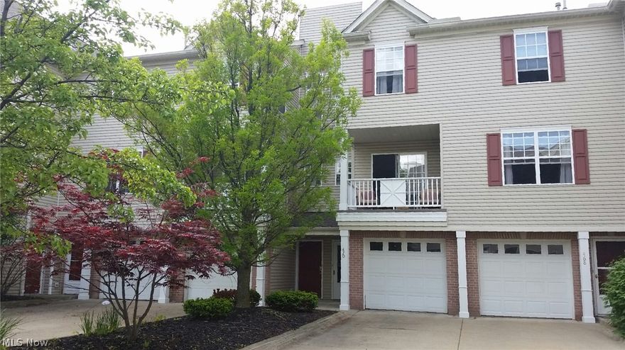 ***Motivated Seller! Includes one year Home Warranty! Fresh paint (06/2015) in main living area, dining room and master bedroom in neutral colors! More pics to come!***Open, airy, tri-level townhome, in award winning Brecksville-Broadview Hts. school system! Rear facing unit allows you to enjoy peaceful nights on the private balcony. Separate dining area, with breakfast bar. Cozy fireplace in the main living area. Vaulted ceilings in the master bedroom. Master bathroom includes separate vanity with walk-in closet. Second full bath on upper level; half bath on main level. Upper level laundry room. Newer laminate flooring throughout the main living area. Roof replaced in 2011. New light fixture in the vaulted stairway leading to the bedrooms. One owner of this custom unit. Easy access to Interstate 77, Cuyahoga Valley National Park, Brecksville Reservation, shopping and dining!