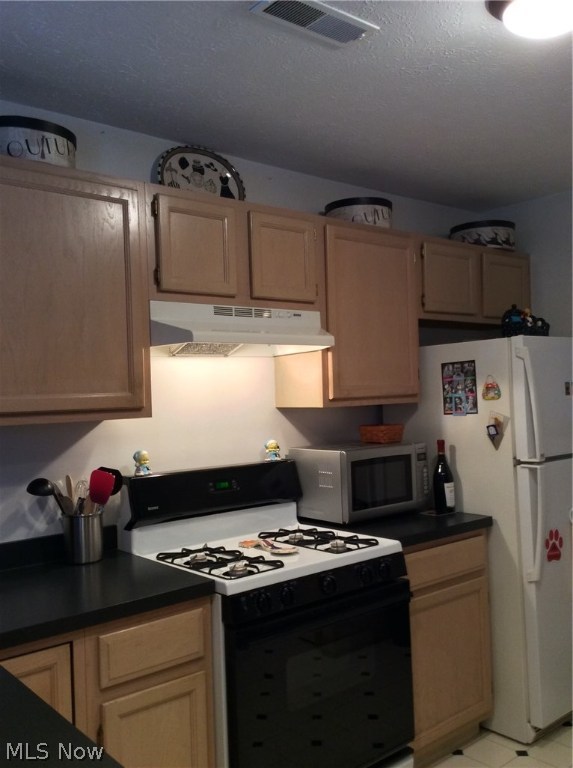 Sturbridge Xing Condo 03 Ph I - Residential