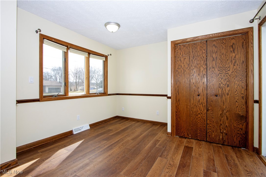 2088 Darnell Drive, Akron, Ohio image 13