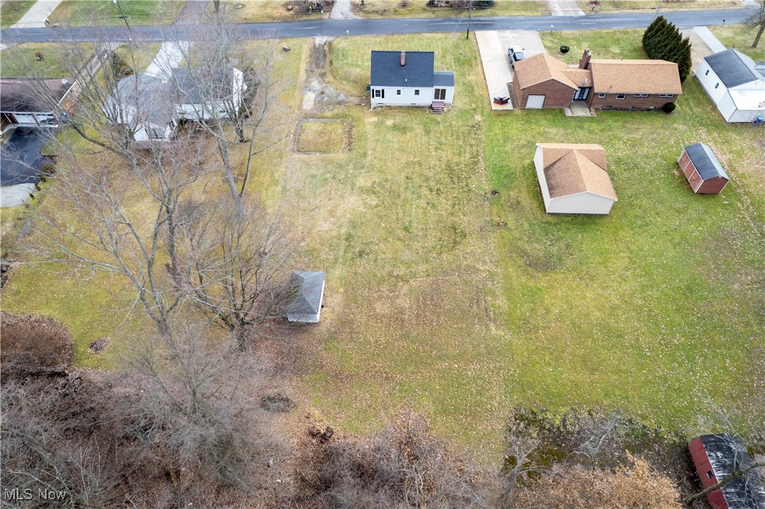 2088 Darnell Drive, Akron, Ohio image 7