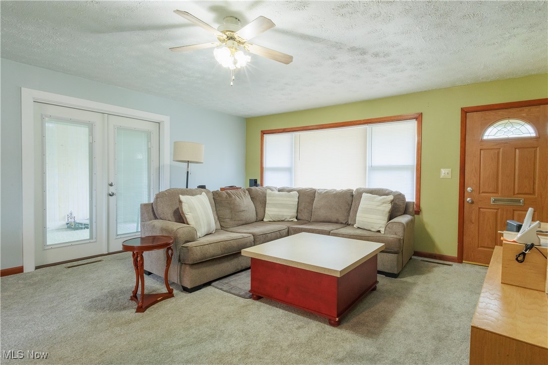 131 Riverview Drive, Marietta, Ohio image 8