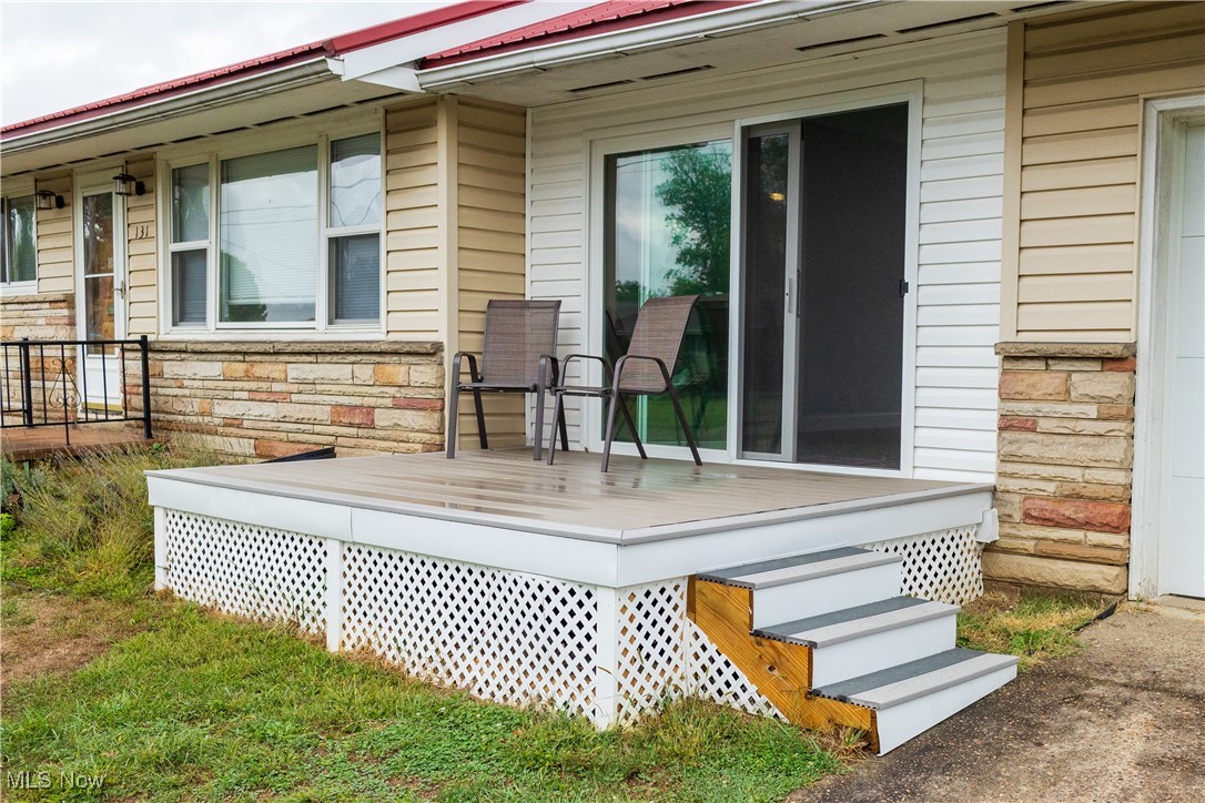131 Riverview Drive, Marietta, Ohio image 3