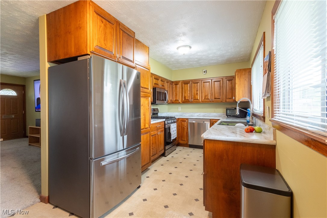 131 Riverview Drive, Marietta, Ohio image 12