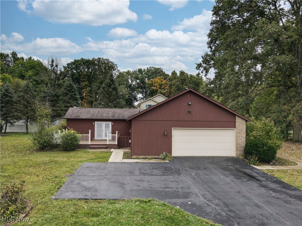 10744 Julie Street, Alliance, Ohio image 3