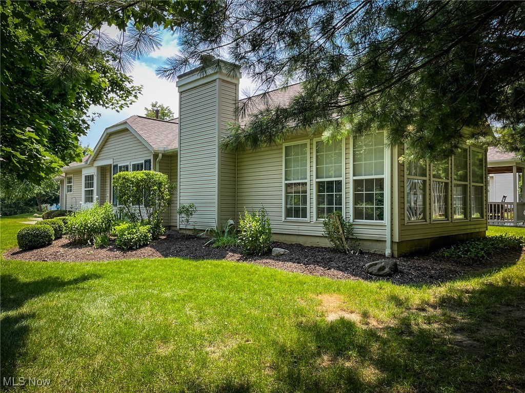 3775 Woodbury Oval