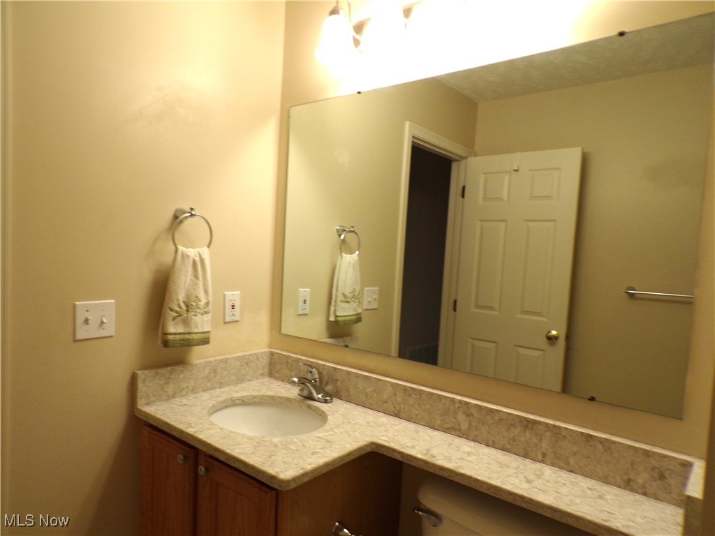 Woodbury Condo - Residential