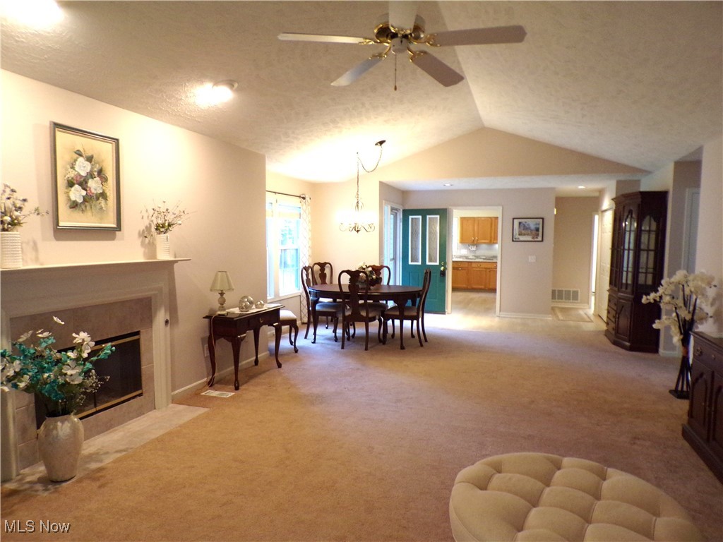 Woodbury Condo - Residential