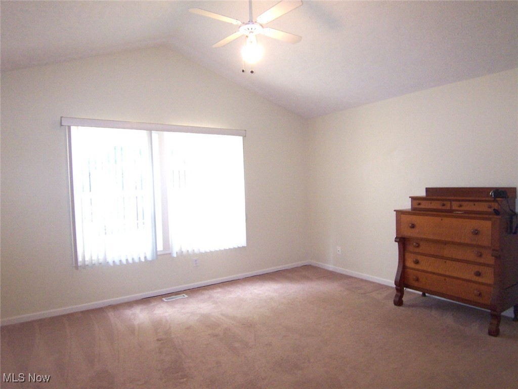 Woodbury Condo - Residential
