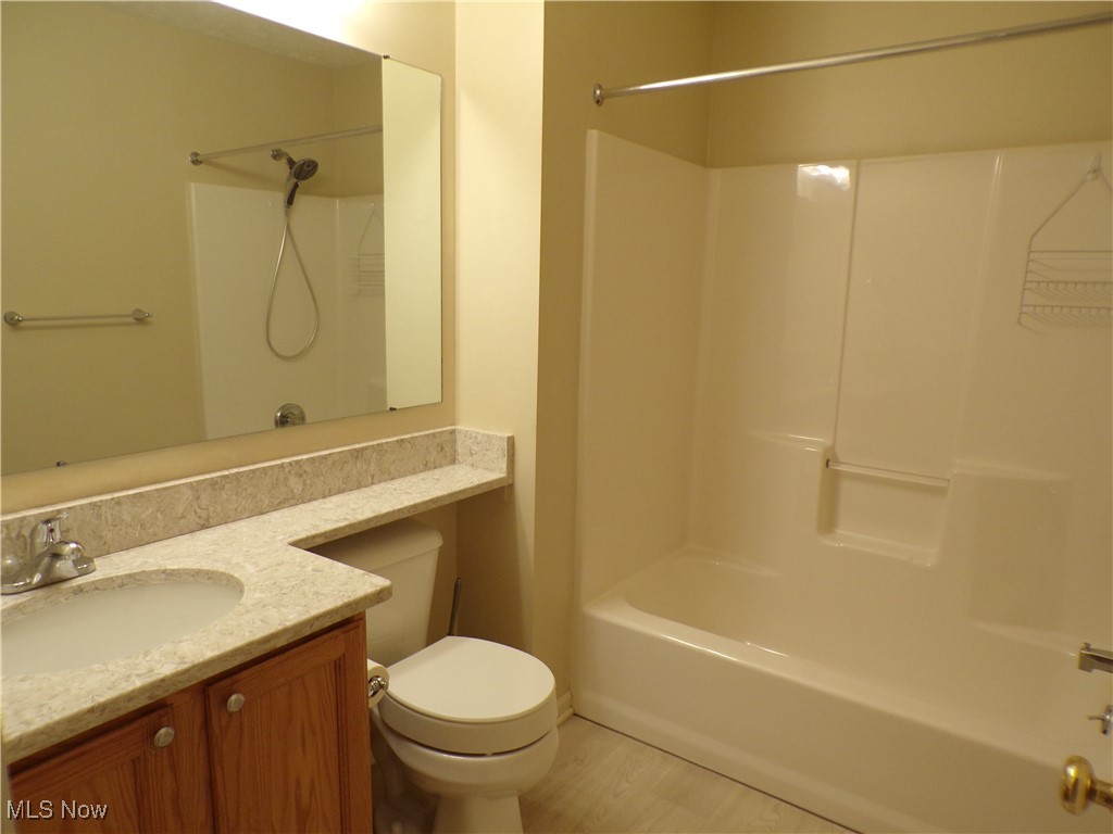 Woodbury Condo - Residential