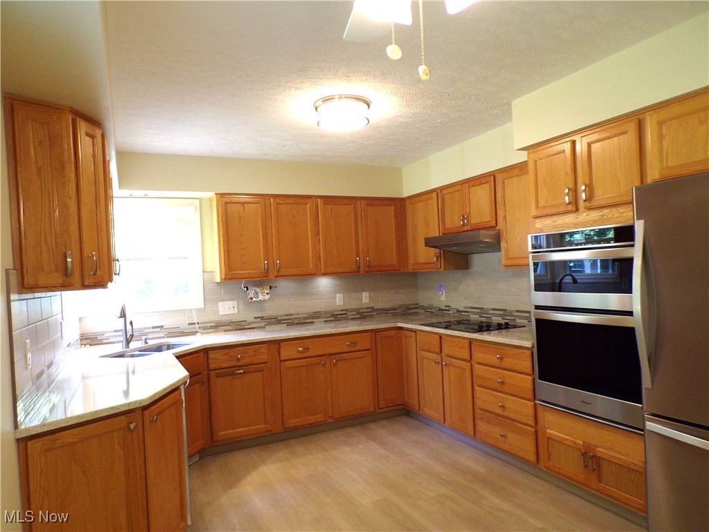 3775 Woodbury Oval