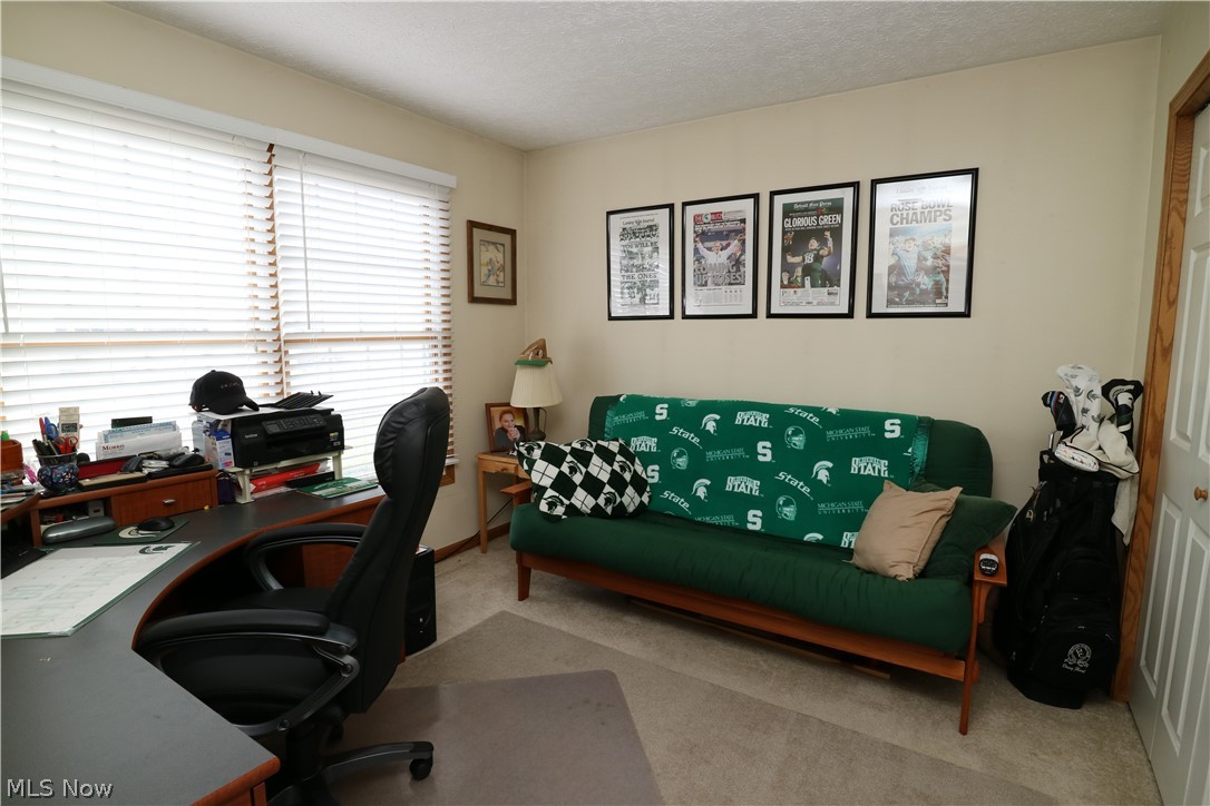 Oberlin Reserve Condo Ph 04 - Residential