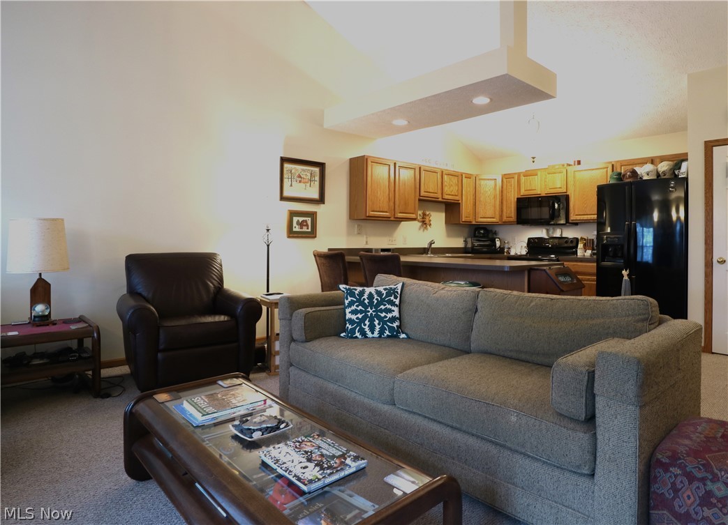 Oberlin Reserve Condo Ph 04 - Residential