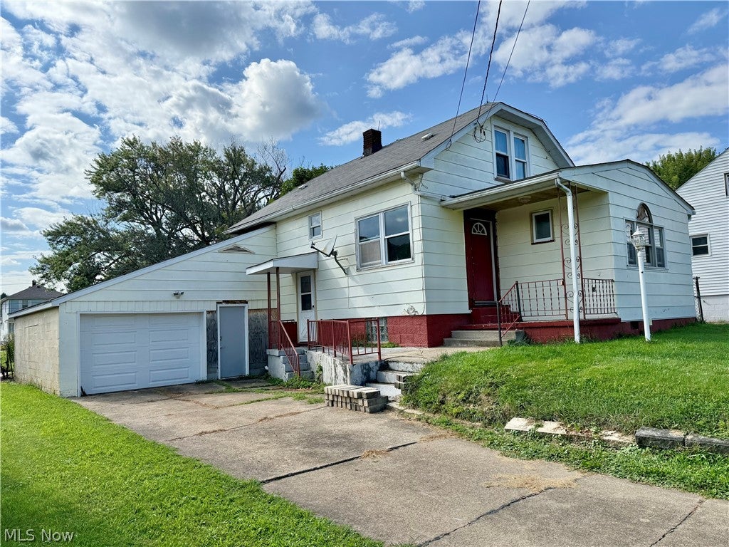 117 Bird Way
