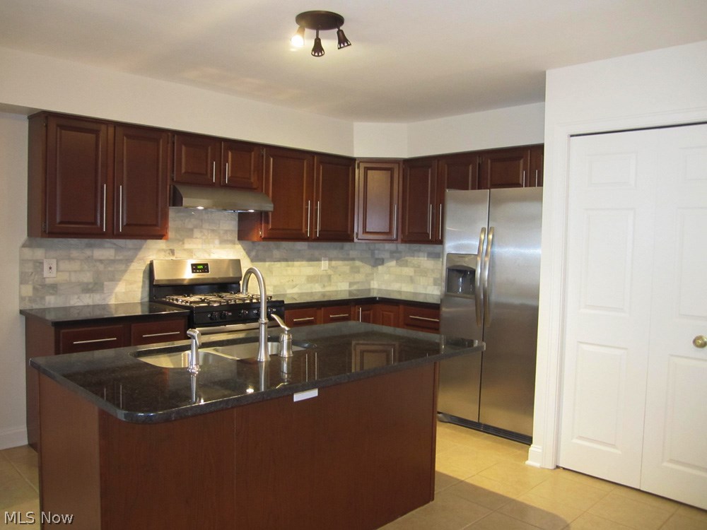 Macintosh Farms - Residential