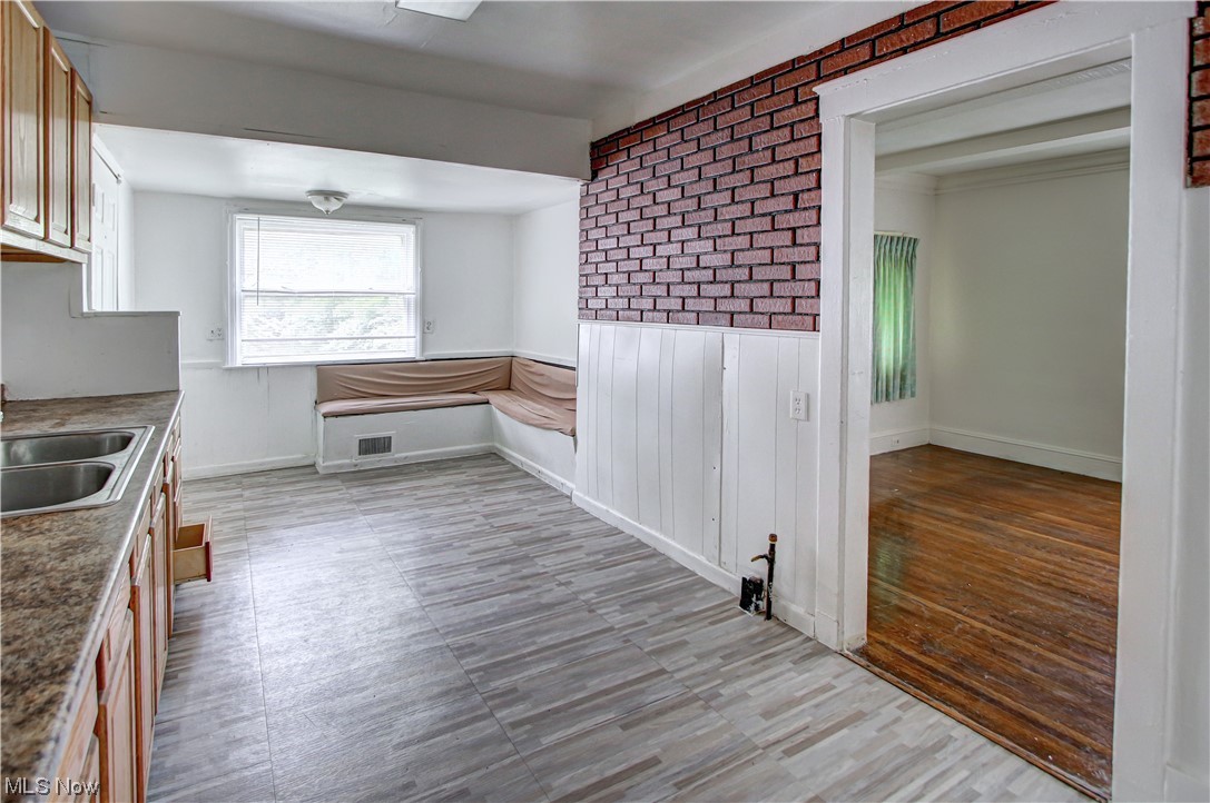 H B Cody Cos Euclid Ave Su - Residential