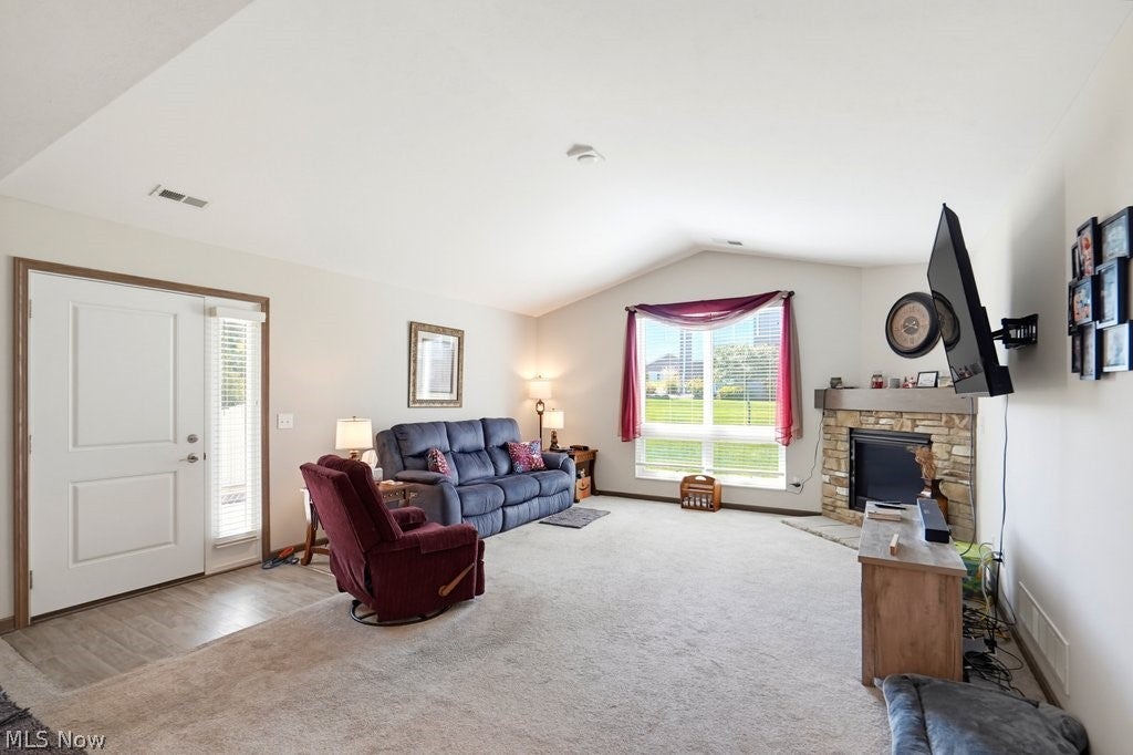 1733 Blackberry Lane 1733