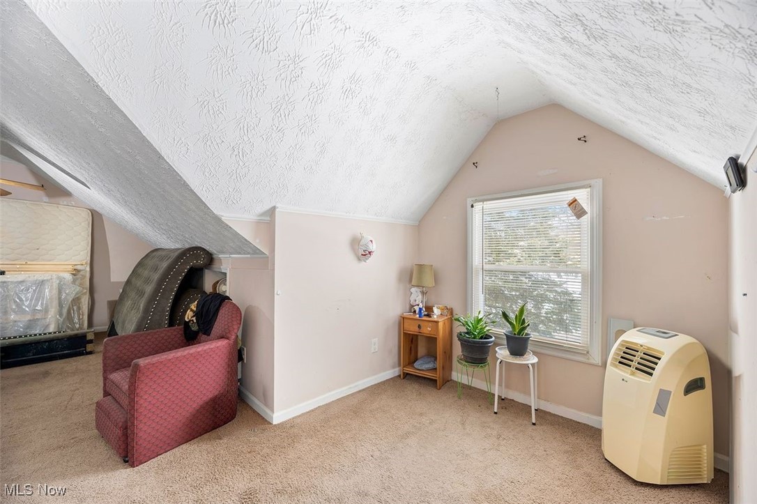 Mayfields/Belvoir Blvd S - Residential