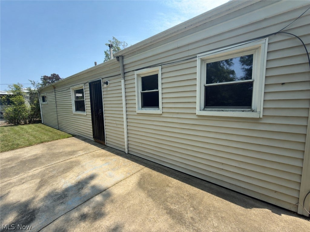 2024 Ridgehill Road