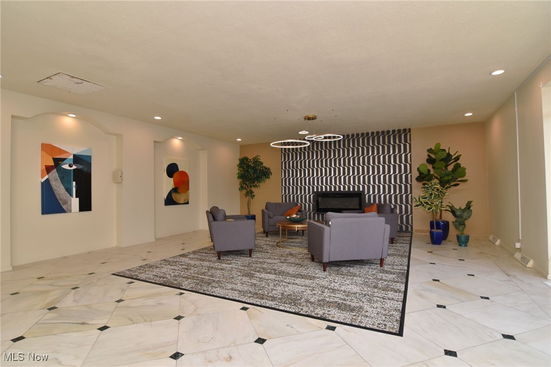 Thornton House - Residential