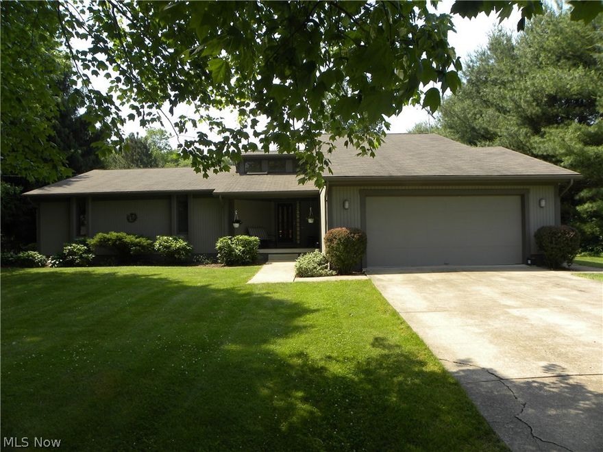 Gorgeous open concept, Contemporary Ranch with vaulted living room, dining room & Family room w/ beautiful brick fireplace & skylights. Updated kitchen with granite counters, Sun room with skylights and sliders to treck deck overlooking beautiful, private back yard. 16x12 Shed,  Great cul-de-sac location.