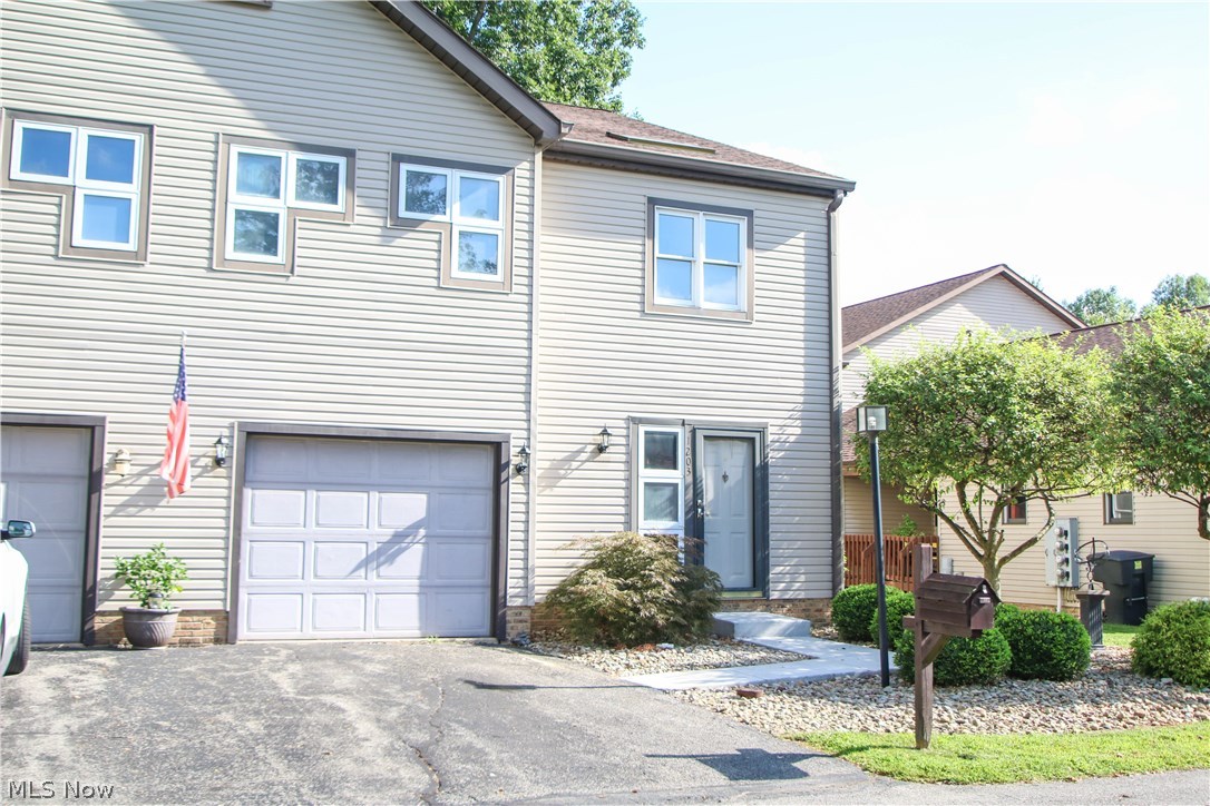 Surrey Pointe Condo - Residential