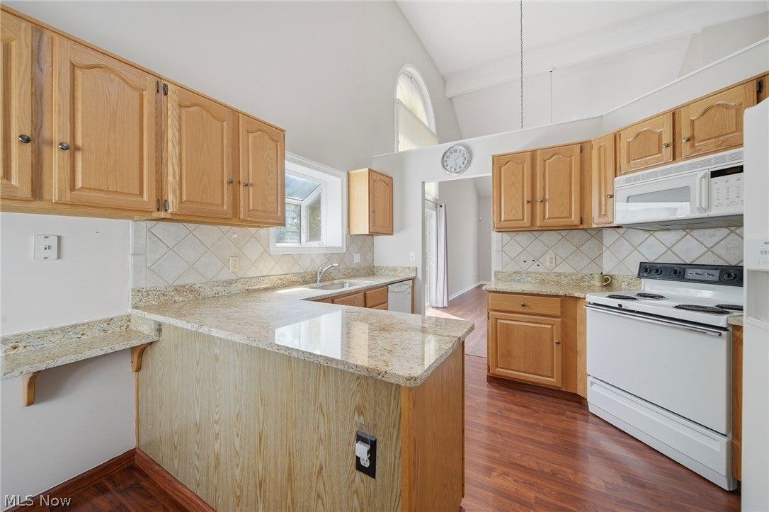 645 Grand View Lane