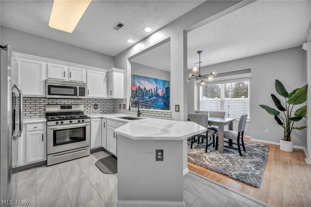 Vintage Glen - Residential