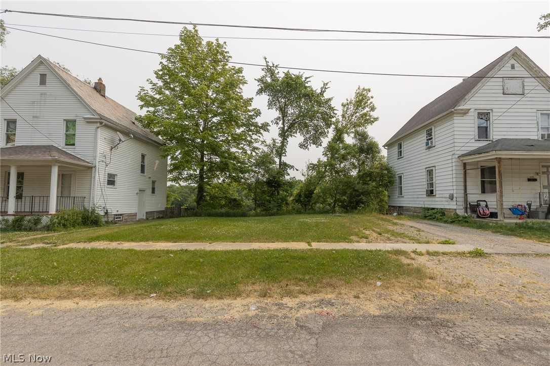 West/Black River - Land