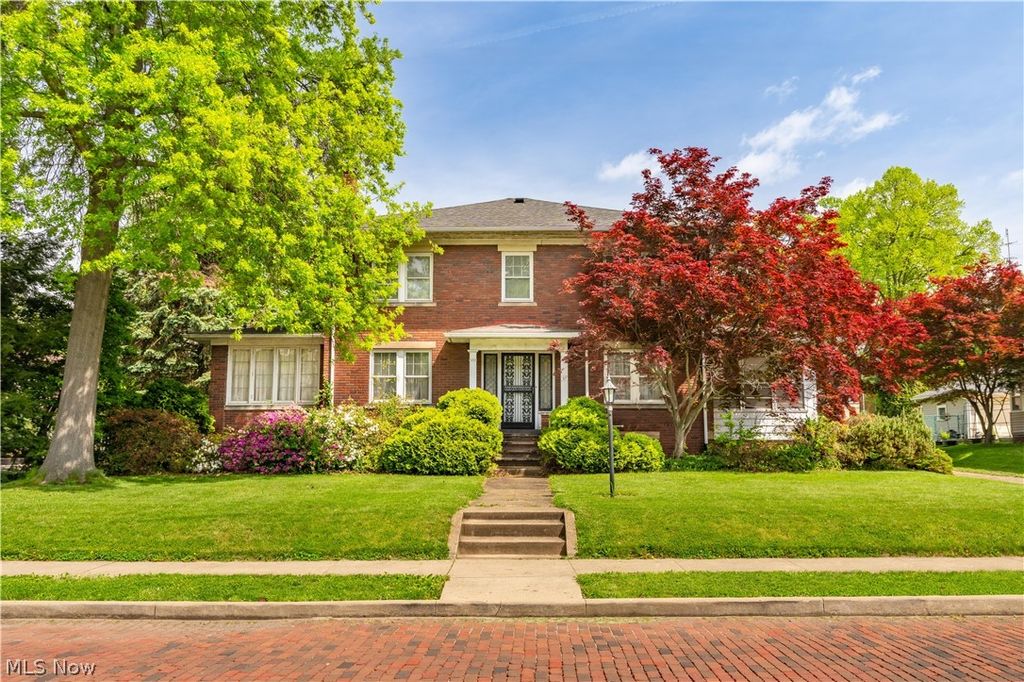 Photo of 317 18th Street NW, Canton, OH 44703 (MLS # 5198534)