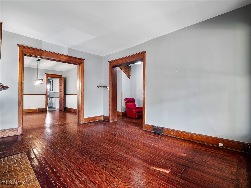 Waterbury - Residential Income