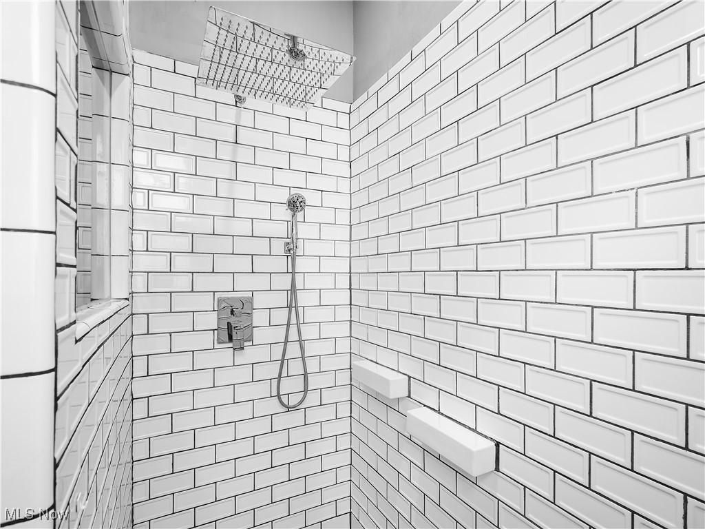 Waterbury - Residential Income