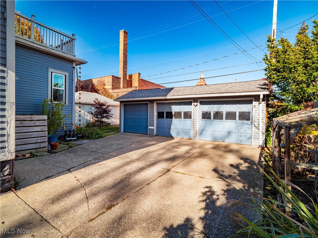 Waterbury - Residential Income