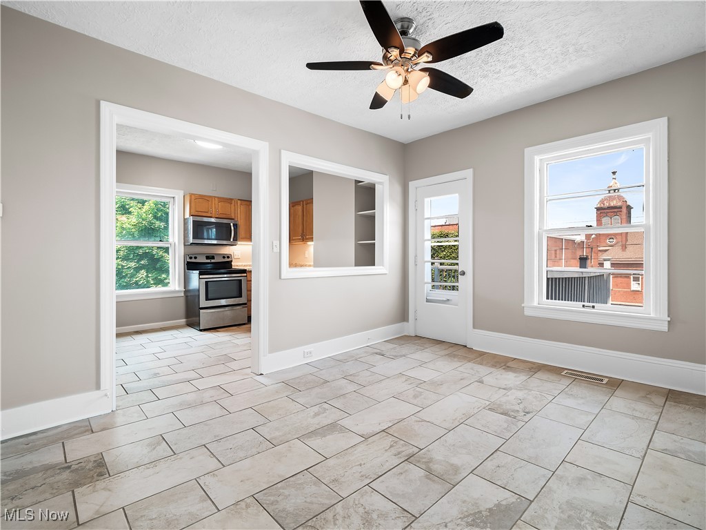 Waterbury - Residential Income