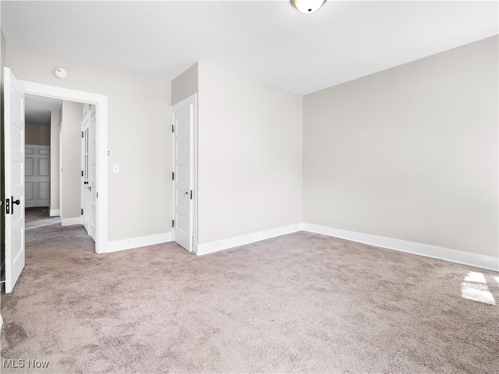 Waterbury - Residential Income