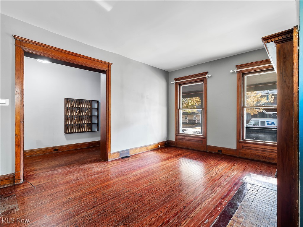 Waterbury - Residential Income