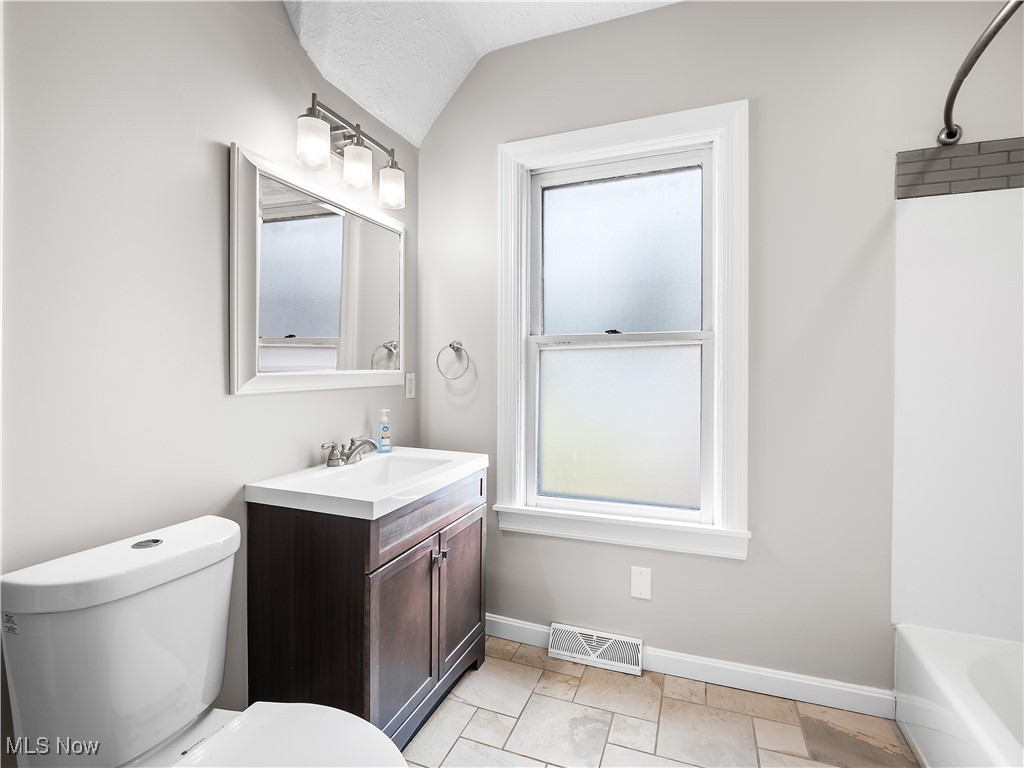 Waterbury - Residential Income