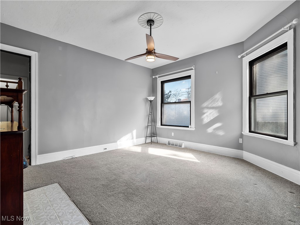 Waterbury - Residential Income