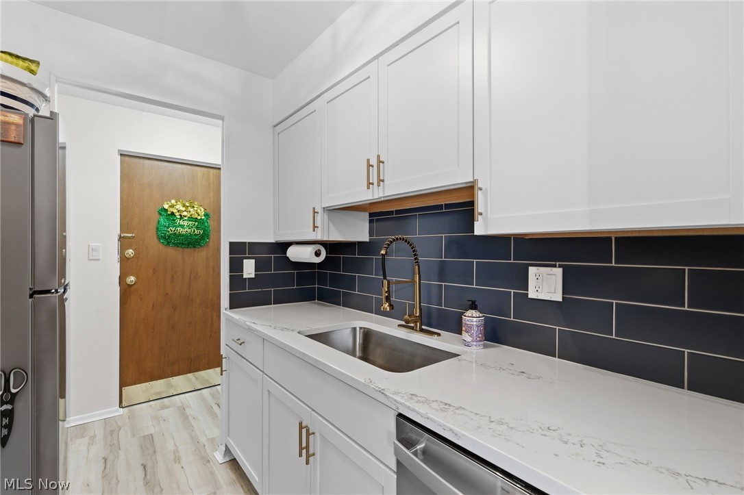 Esquire House Condo - Residential