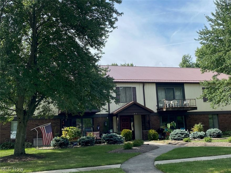 Affordable condo in a quiet neighborhood. This condo features 3 bedrooms, 1 and half baths, and a garage. Don't miss out, Call today for a showing!