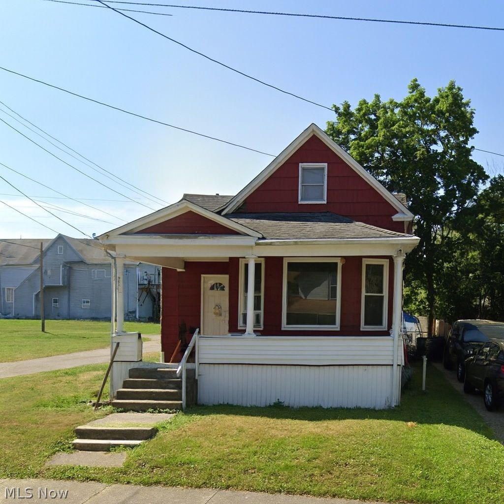 Photo of 231 Rosenberry Street, Alliance, OH 44601 (MLS # 5189094)