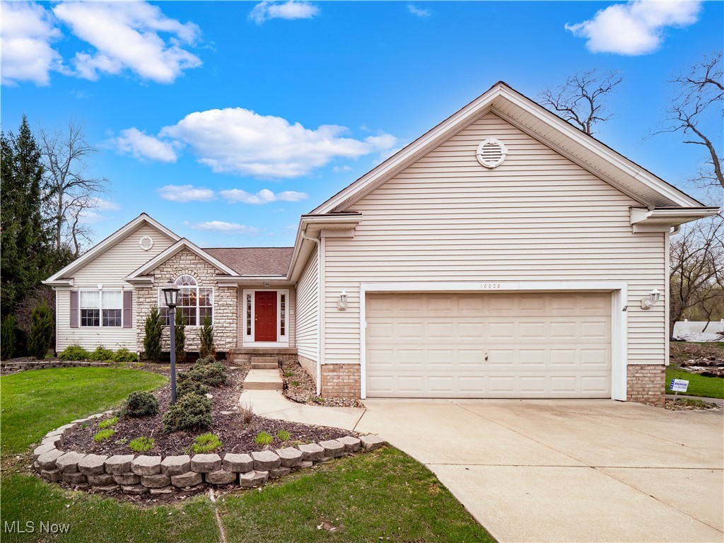 10028 Deerfield Court, Twinsburg, Ohio image 2