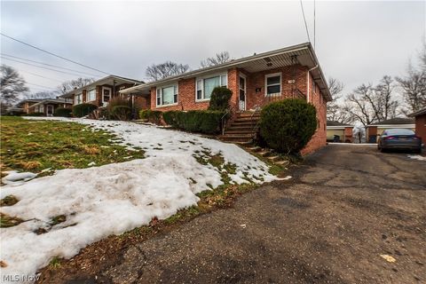 Tiny photo for 1054 Saxon Avenue, Akron, OH 44314 (MLS # 5185373)