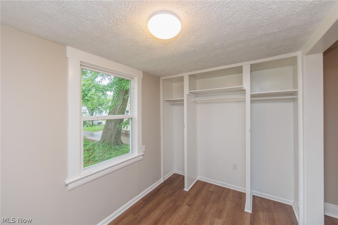 Frisbie Berwald Companys Resu - Residential