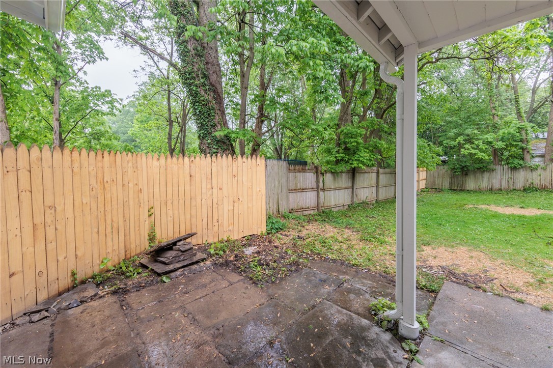 Frisbie Berwald Companys Resu - Residential