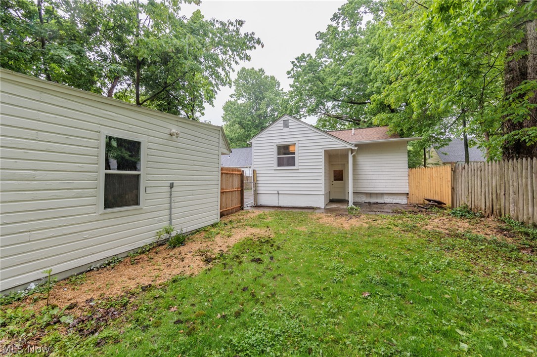 Frisbie Berwald Companys Resu - Residential